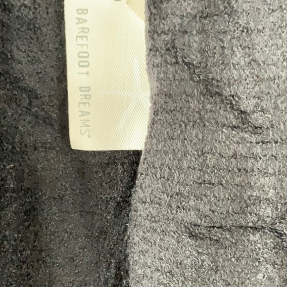 Barefoot Dreams The Cozy Chic Lite Circle Cardigan black - Picture 4 of 9